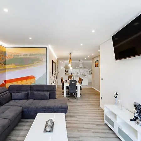 Holidays By Douro River